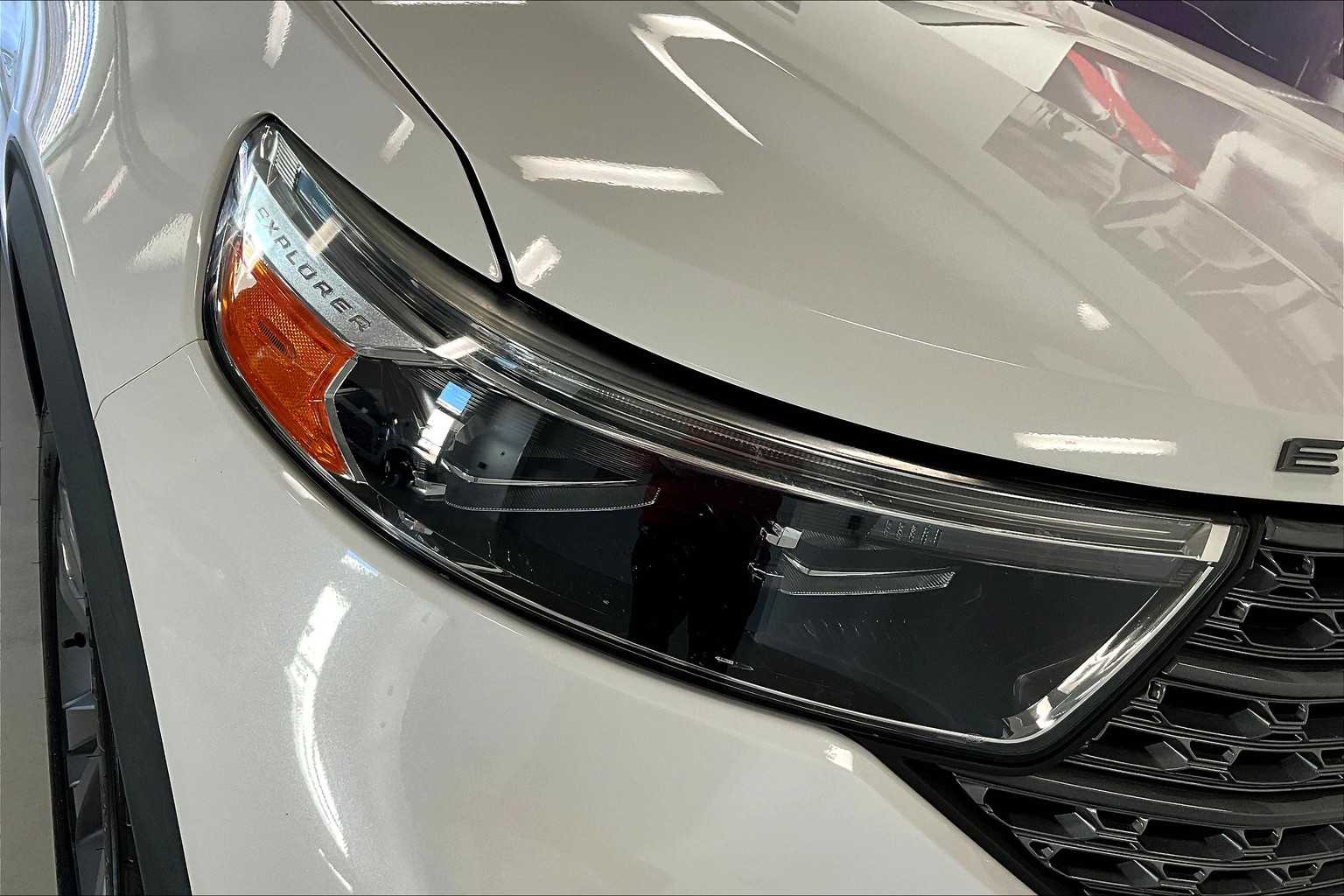 Thumbnail: 2021 Ford Explorer - 29