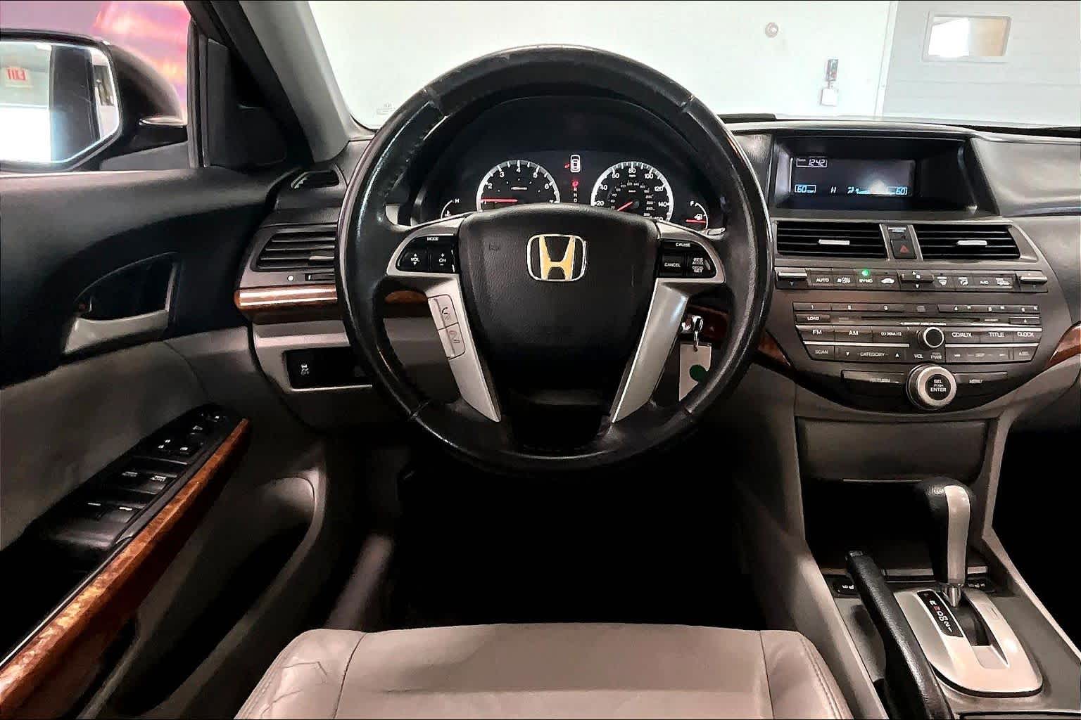 Thumbnail: 2011 Honda Accord - 12