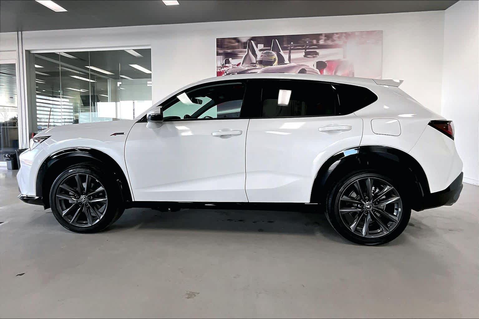 Thumbnail: 2025 Acura ADX - 3