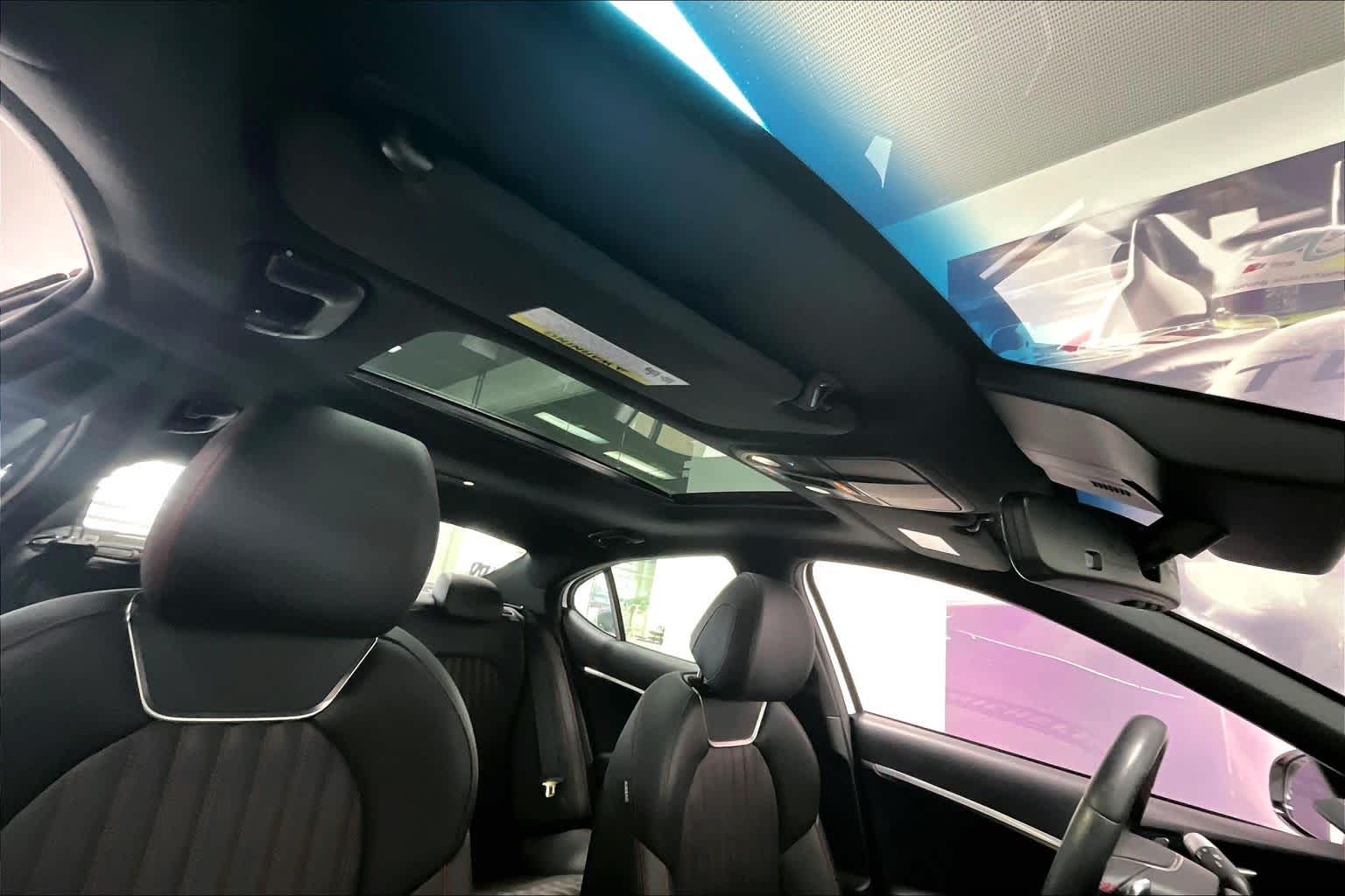 Thumbnail: 2024 Genesis G70 - 27