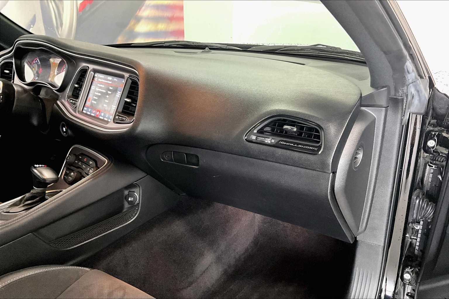Thumbnail: 2019 Dodge Challenger - 19