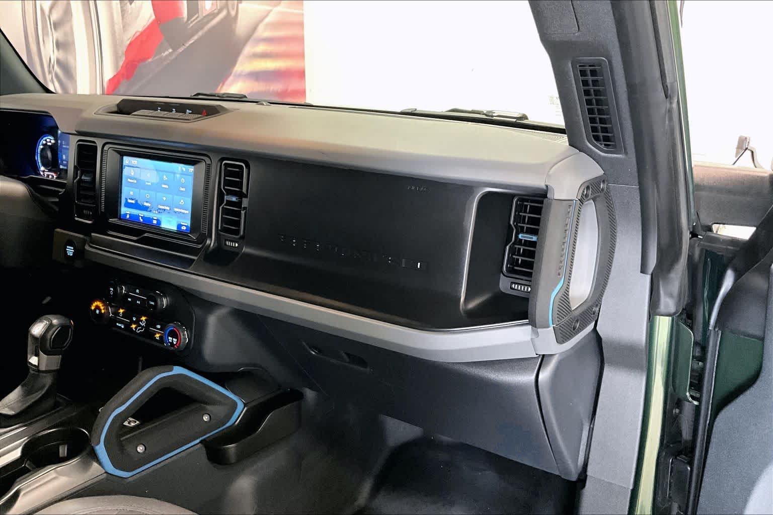 Thumbnail: 2023 Ford Bronco - 20