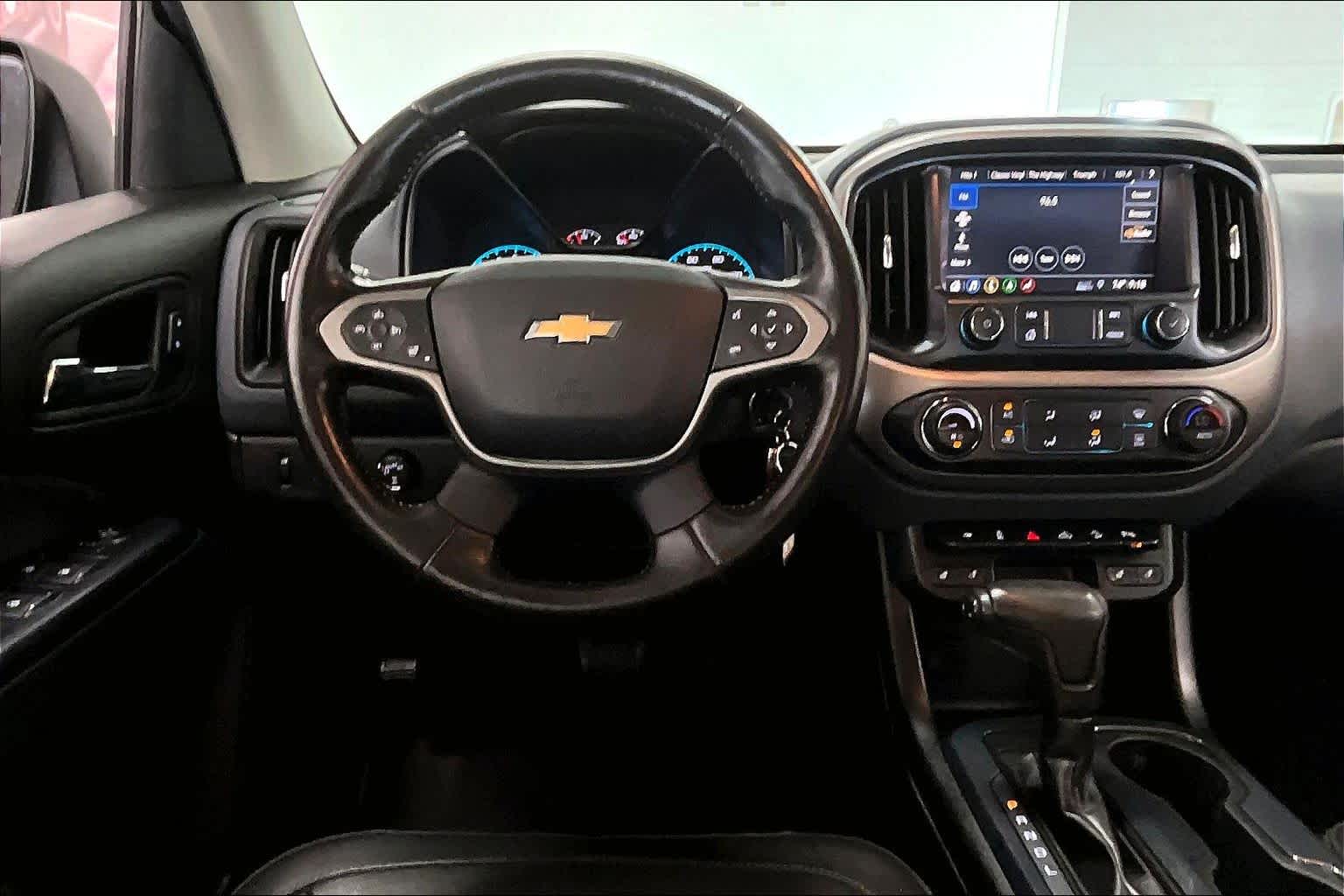 Thumbnail: 2021 Chevrolet Colorado - 13