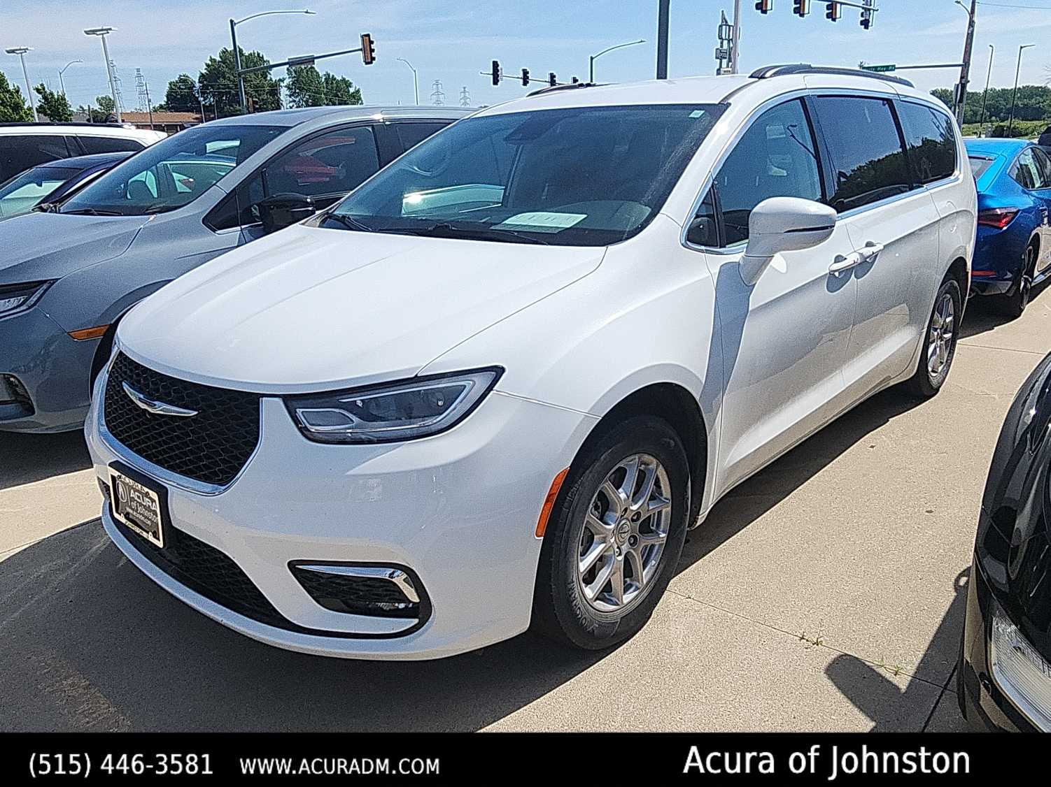 Thumbnail: 2022 Chrysler Pacifica - 1