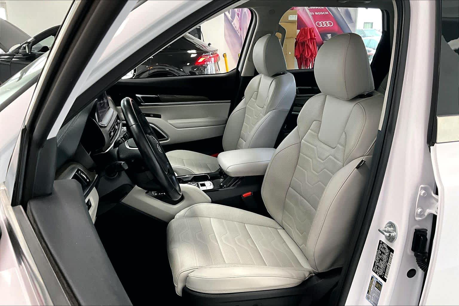 Thumbnail: 2021 Kia Telluride - 9