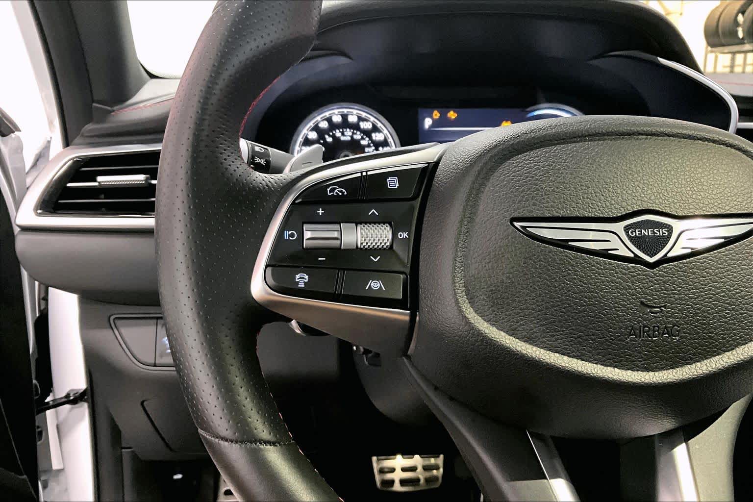 Thumbnail: 2024 Genesis G70 - 21