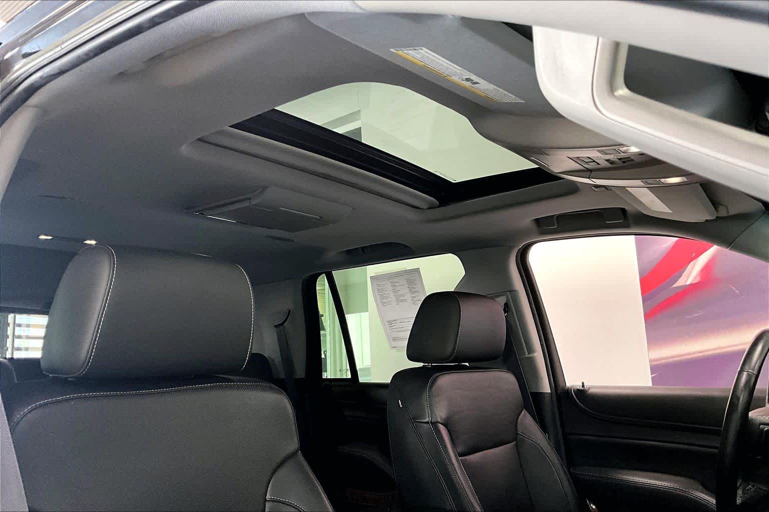 Thumbnail: 2016 Chevrolet Tahoe - 26