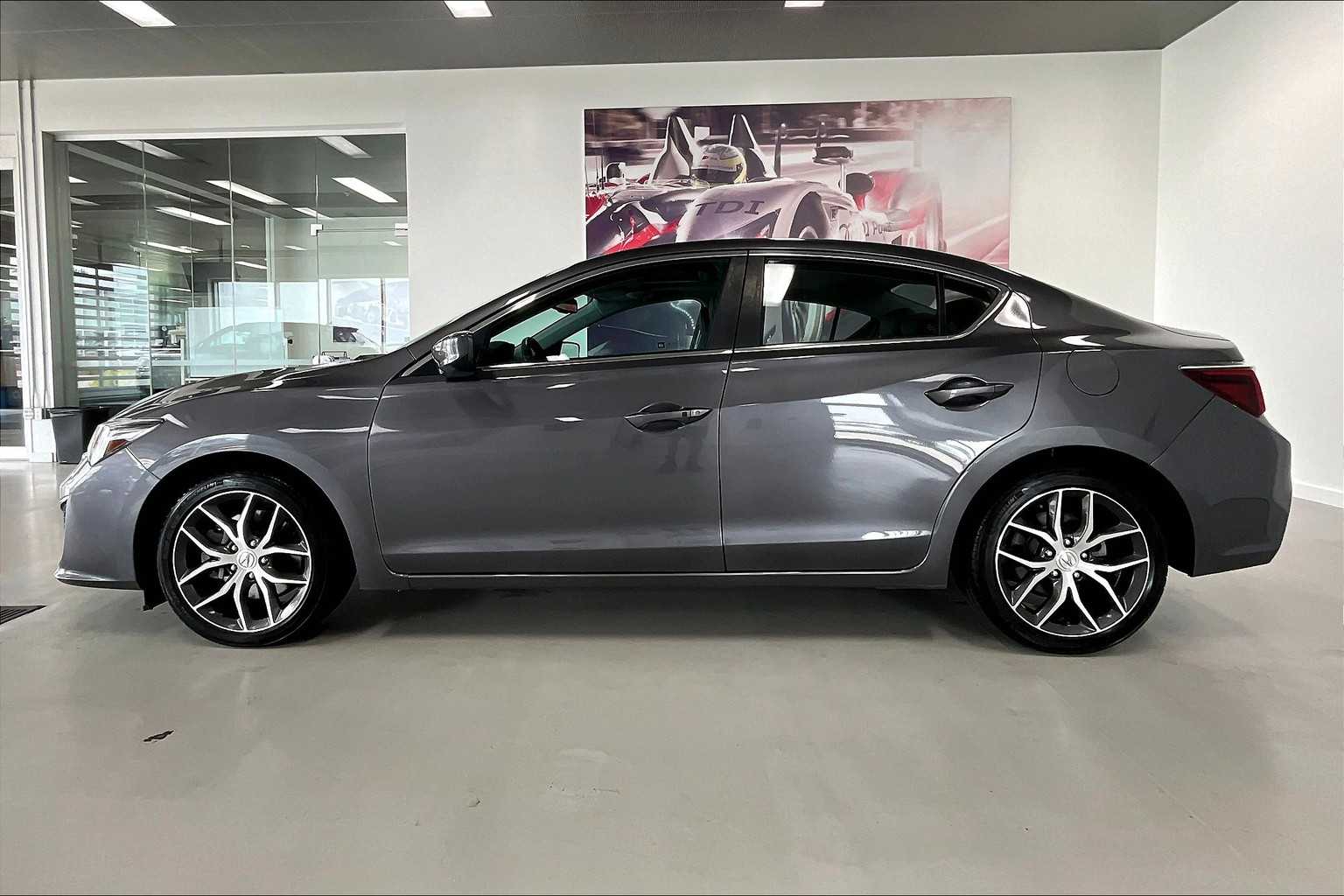Thumbnail: 2022 Acura ILX - 3