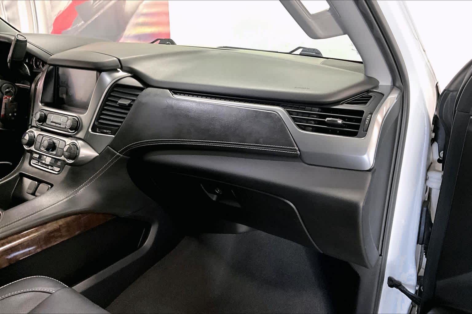 Thumbnail: 2020 Chevrolet Tahoe - 21