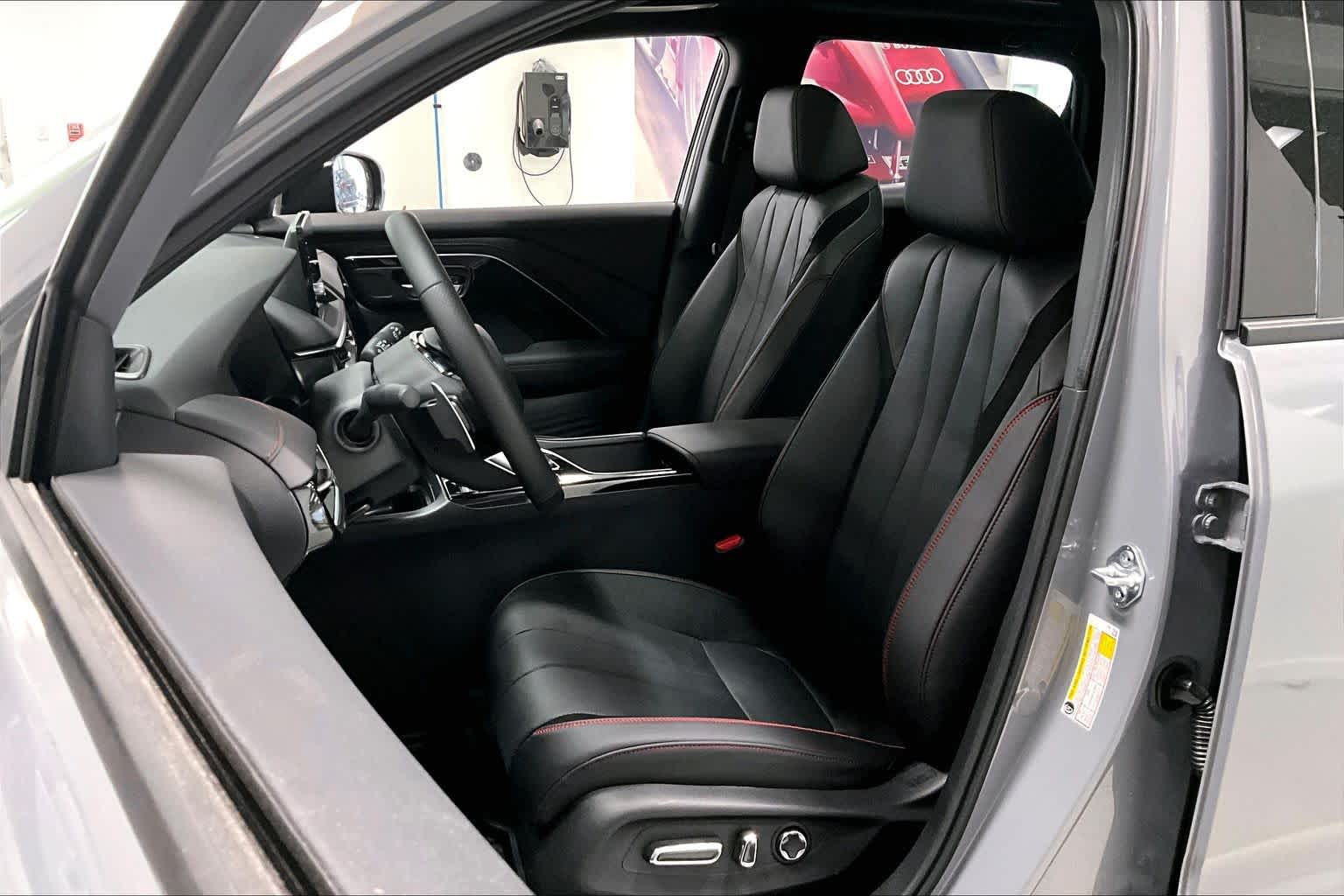 Thumbnail: 2026 Acura ADX - 11