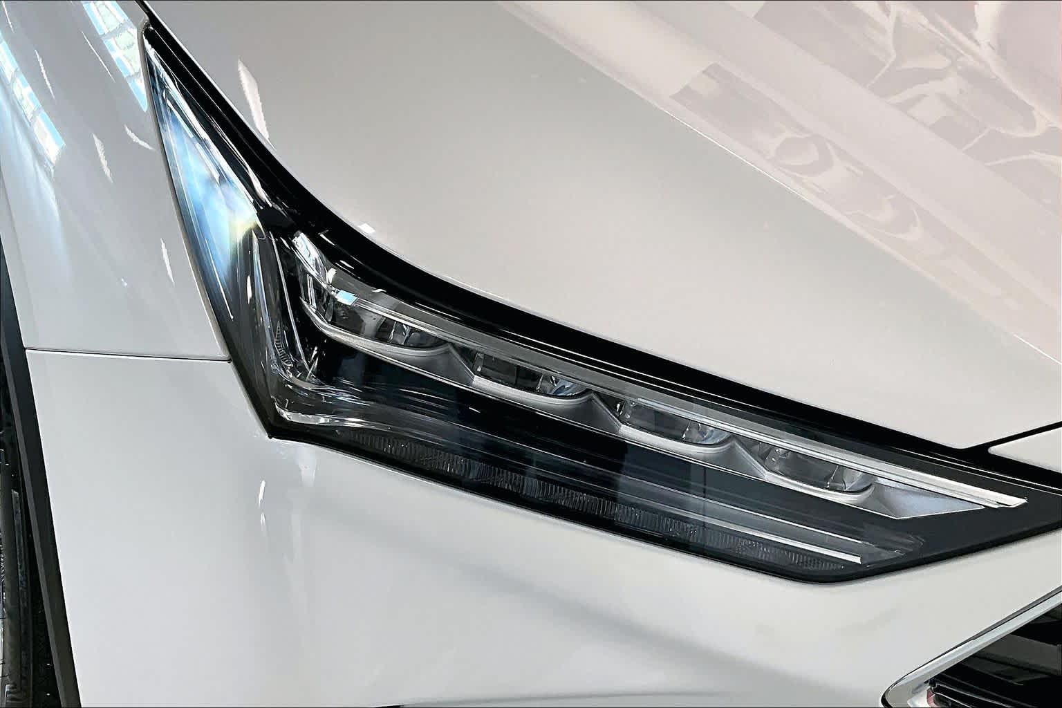 Thumbnail: 2025 Acura MDX - 28