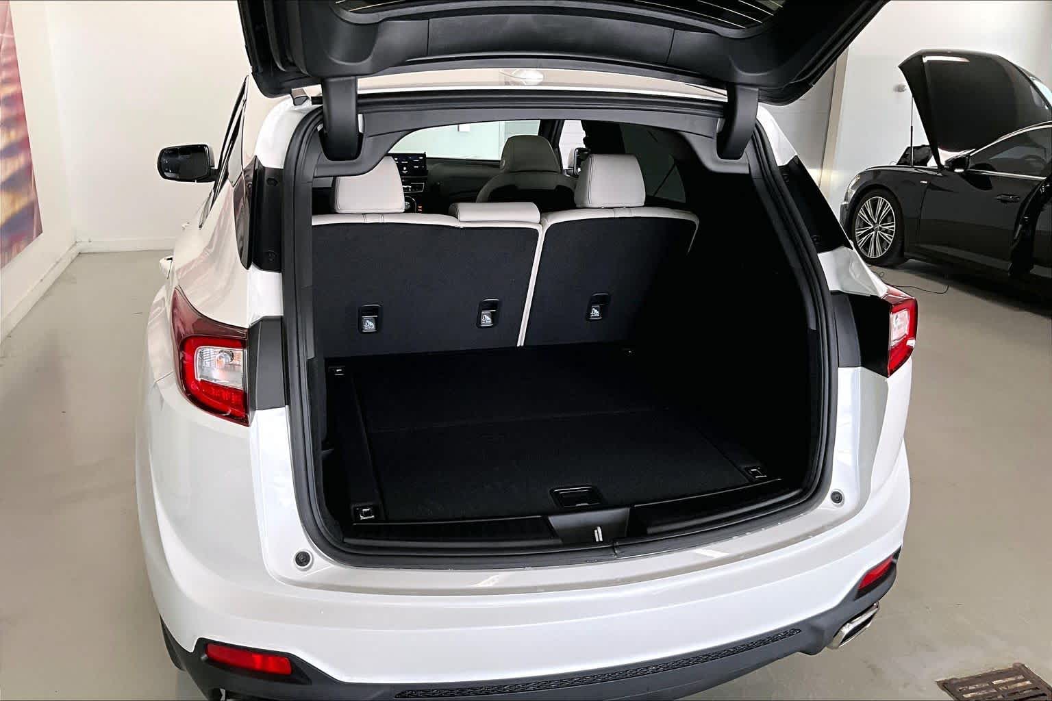 Thumbnail: 2026 Acura RDX - 19