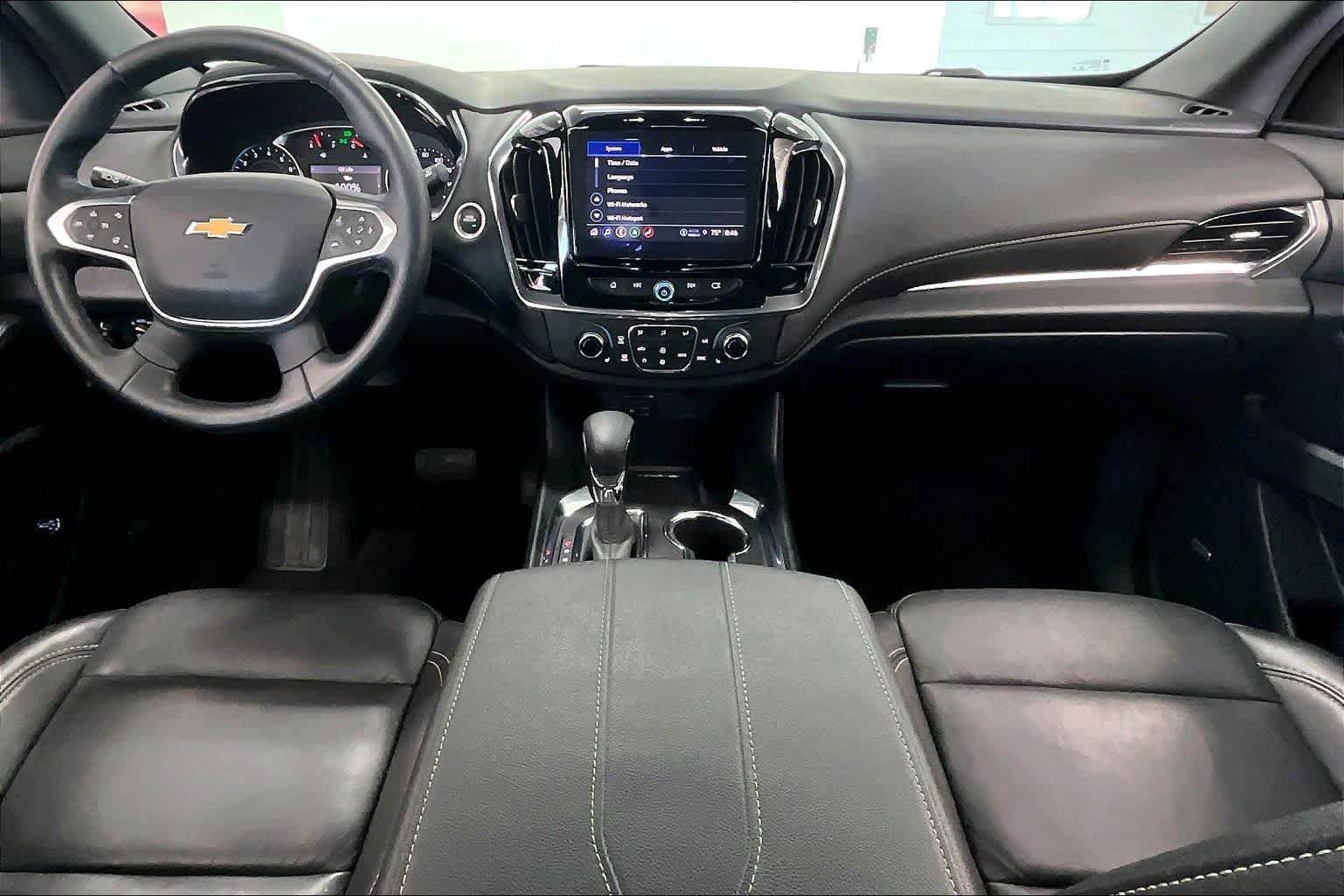 Thumbnail: 2023 Chevrolet Traverse - 9