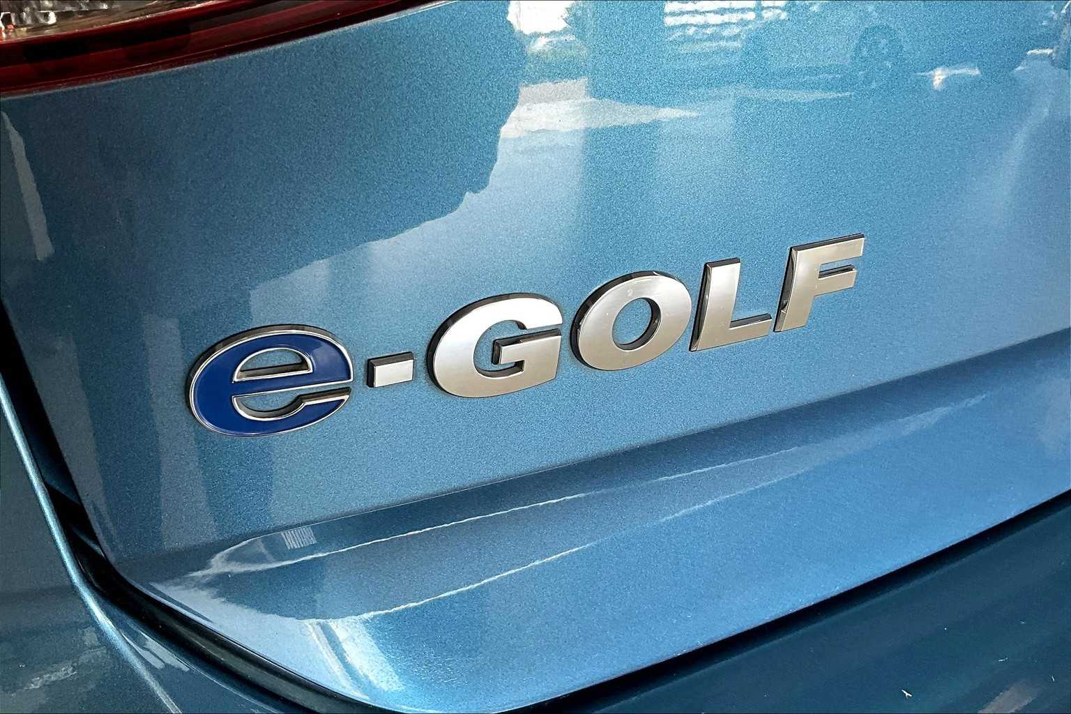 Thumbnail: 2016 Volkswagen e-Golf - 7