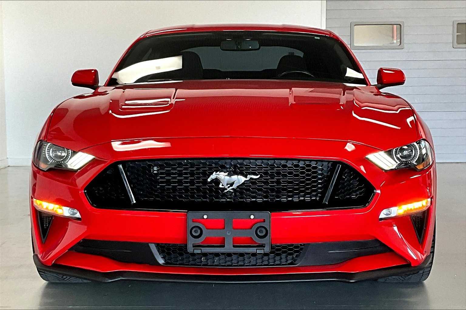 Thumbnail: 2019 Ford Mustang - 6