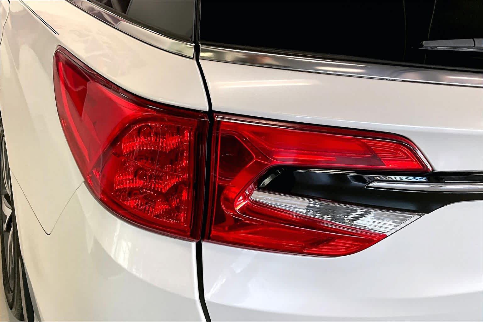 Thumbnail: 2023 Honda Odyssey - 30