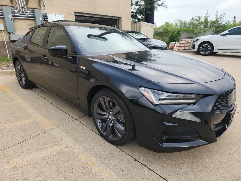 Thumbnail: 2023 Acura TLX - 2