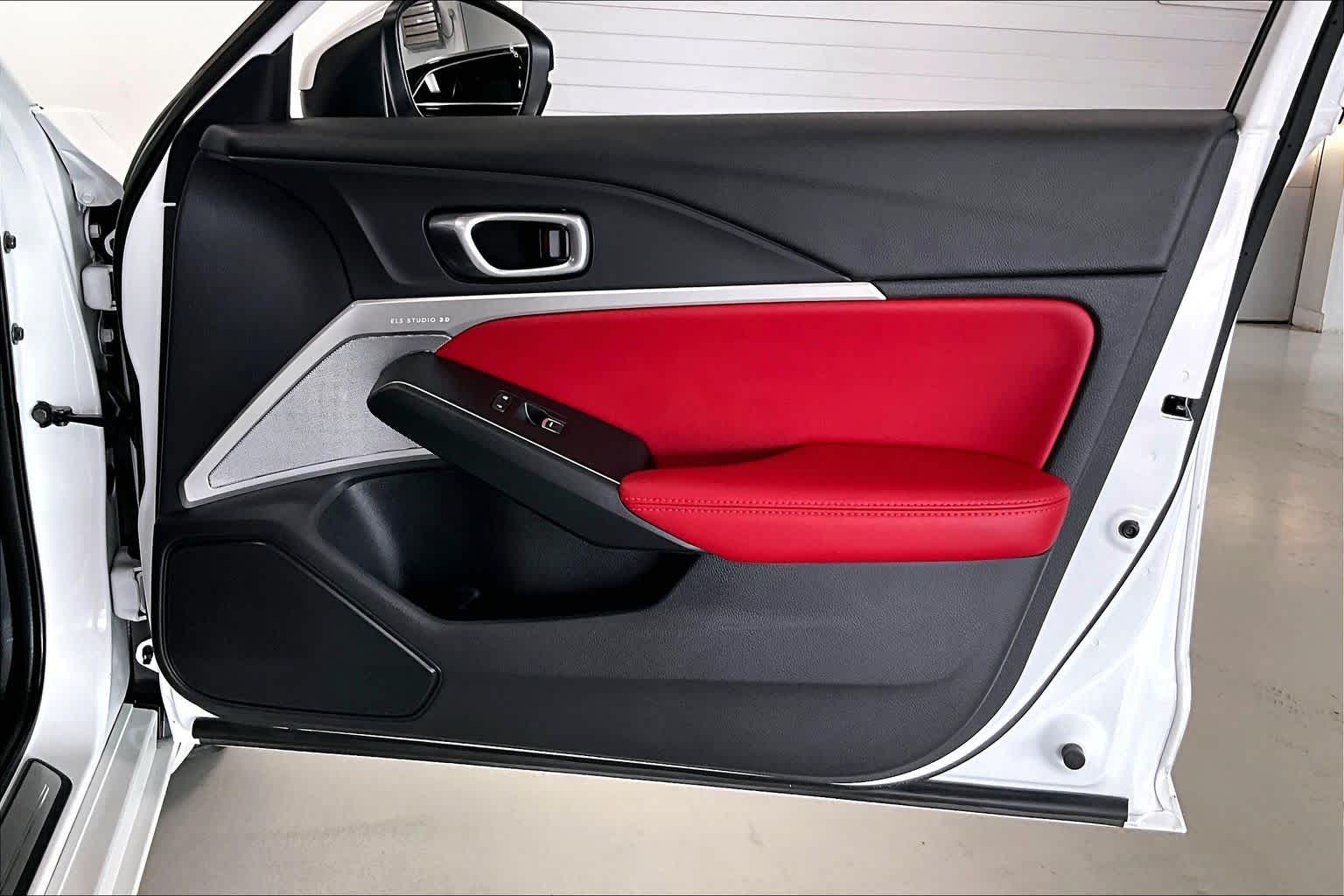 Thumbnail: 2023 Acura Integra - 26