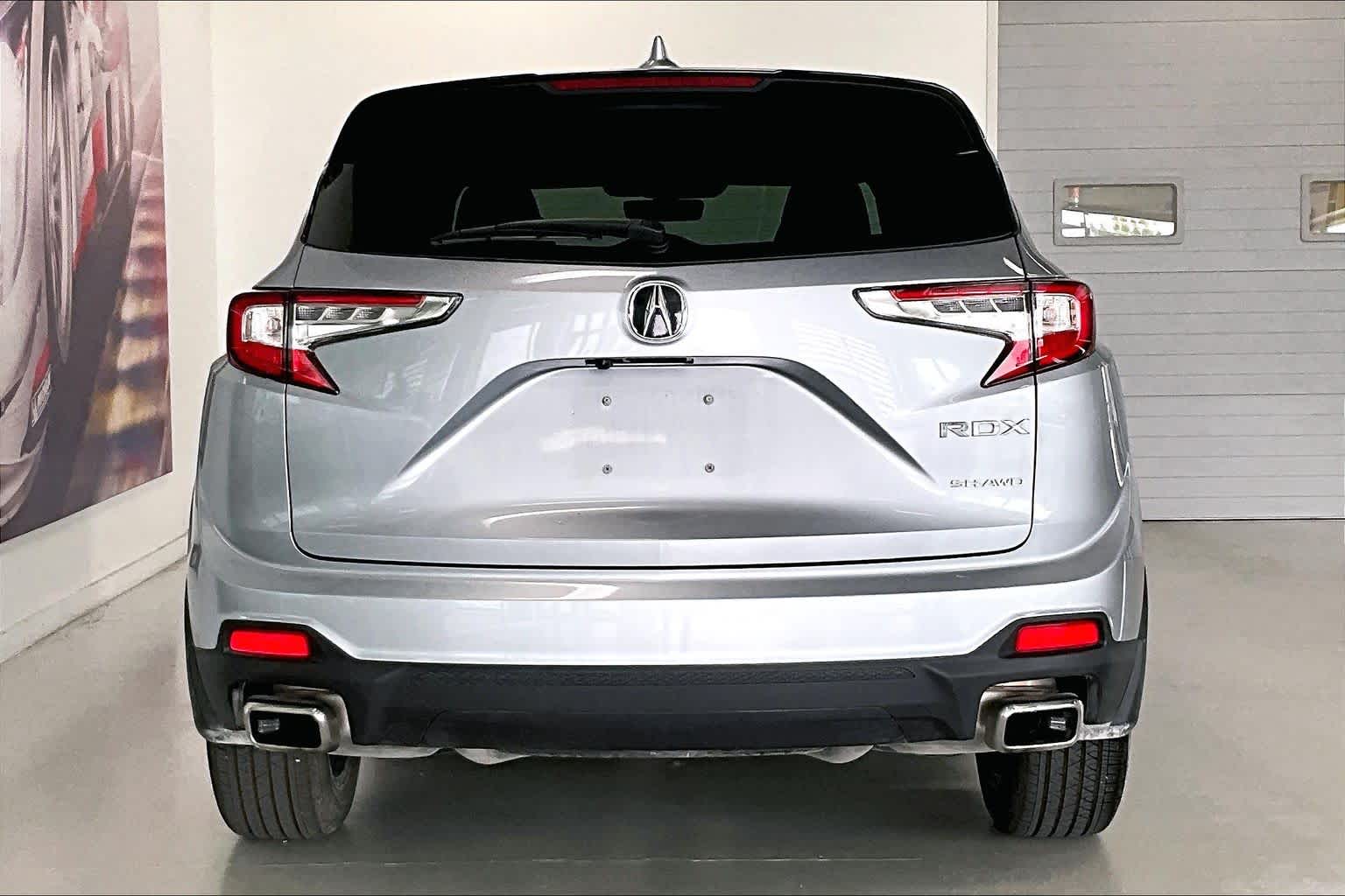 Thumbnail: 2025 Acura RDX - 5