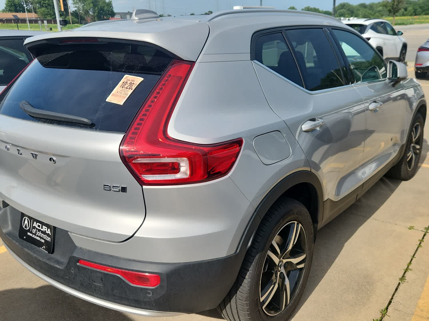 Thumbnail: 2025 Volvo XC40 - 5
