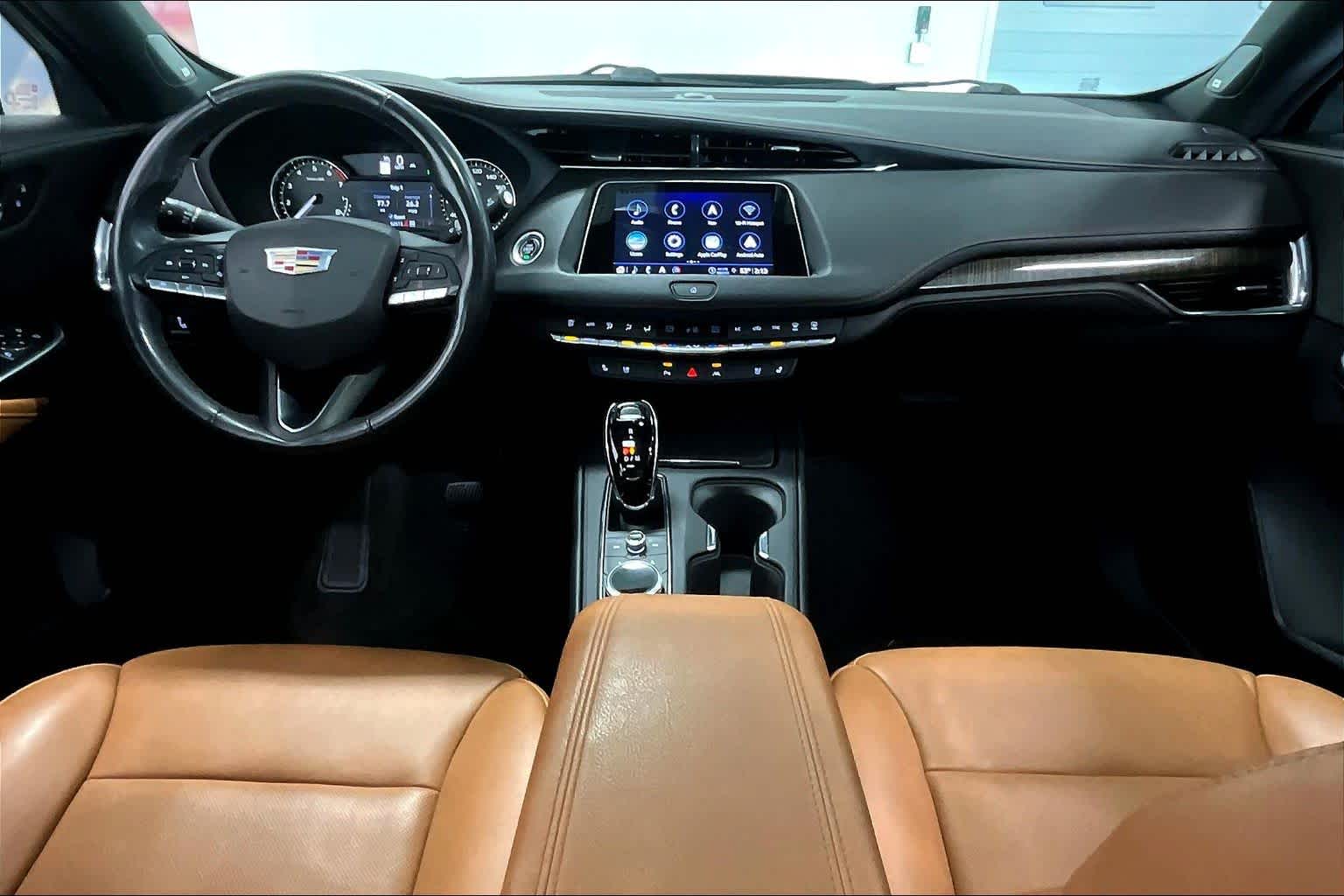 Thumbnail: 2023 Cadillac XT4 - 9