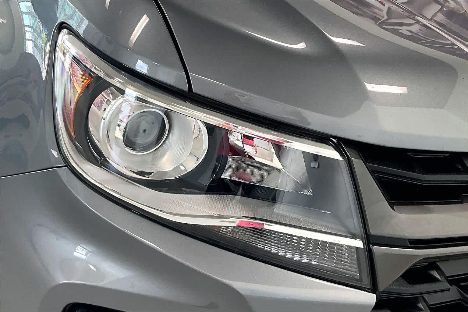 Thumbnail: 2021 Chevrolet Colorado - 28