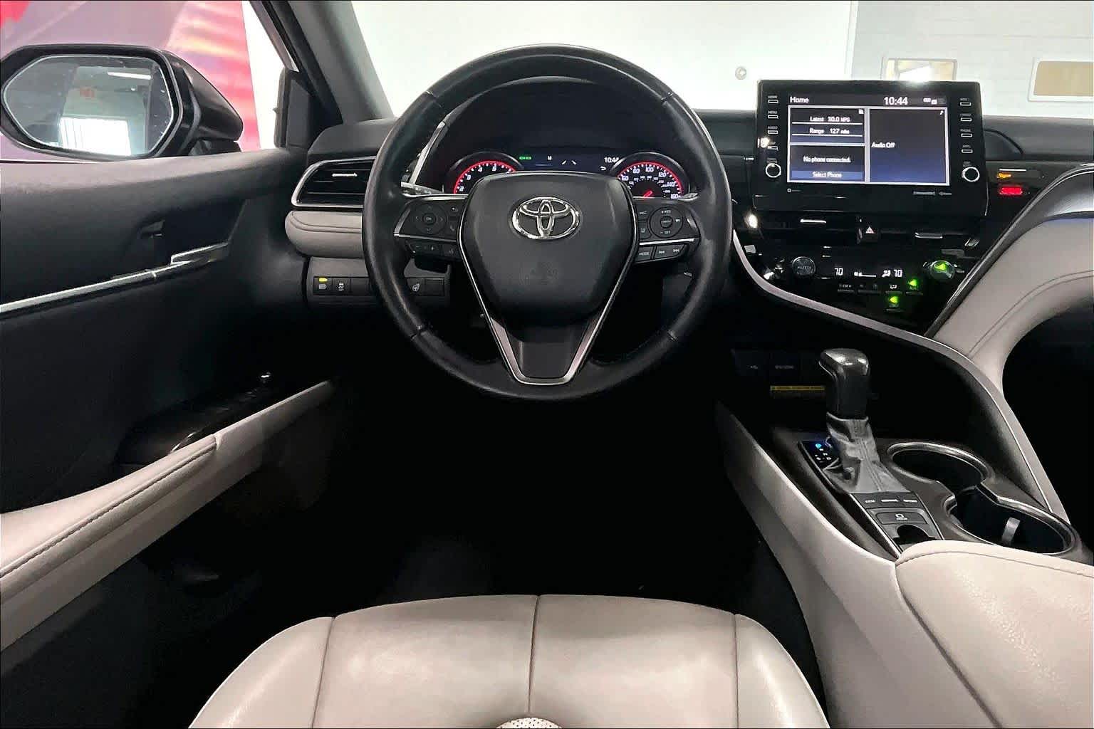 Thumbnail: 2021 Toyota Camry - 12