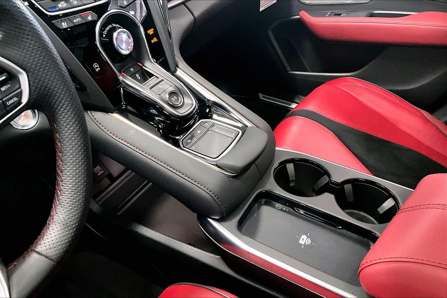 Thumbnail: 2025 Acura RDX - 15