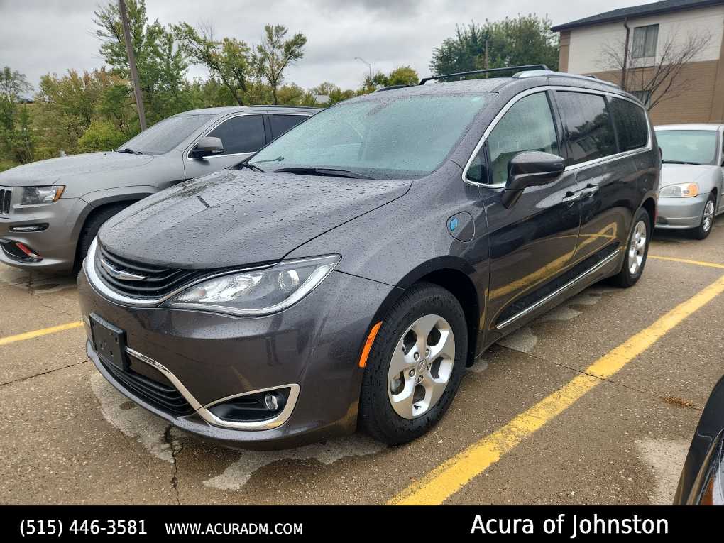 Thumbnail: 2018 Chrysler Pacifica - 1