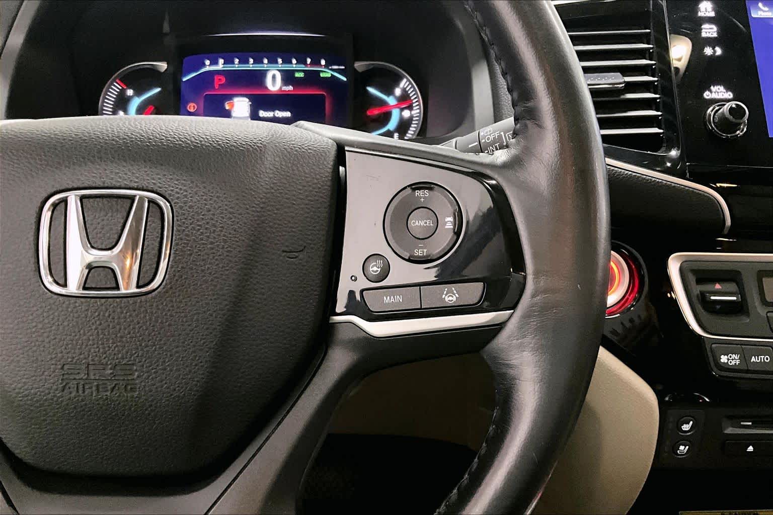 Thumbnail: 2019 Honda Pilot - 23