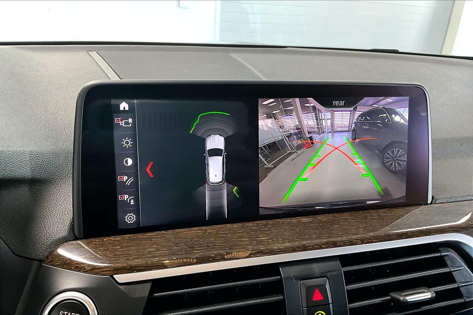 Thumbnail: 2019 BMW X3 - 24