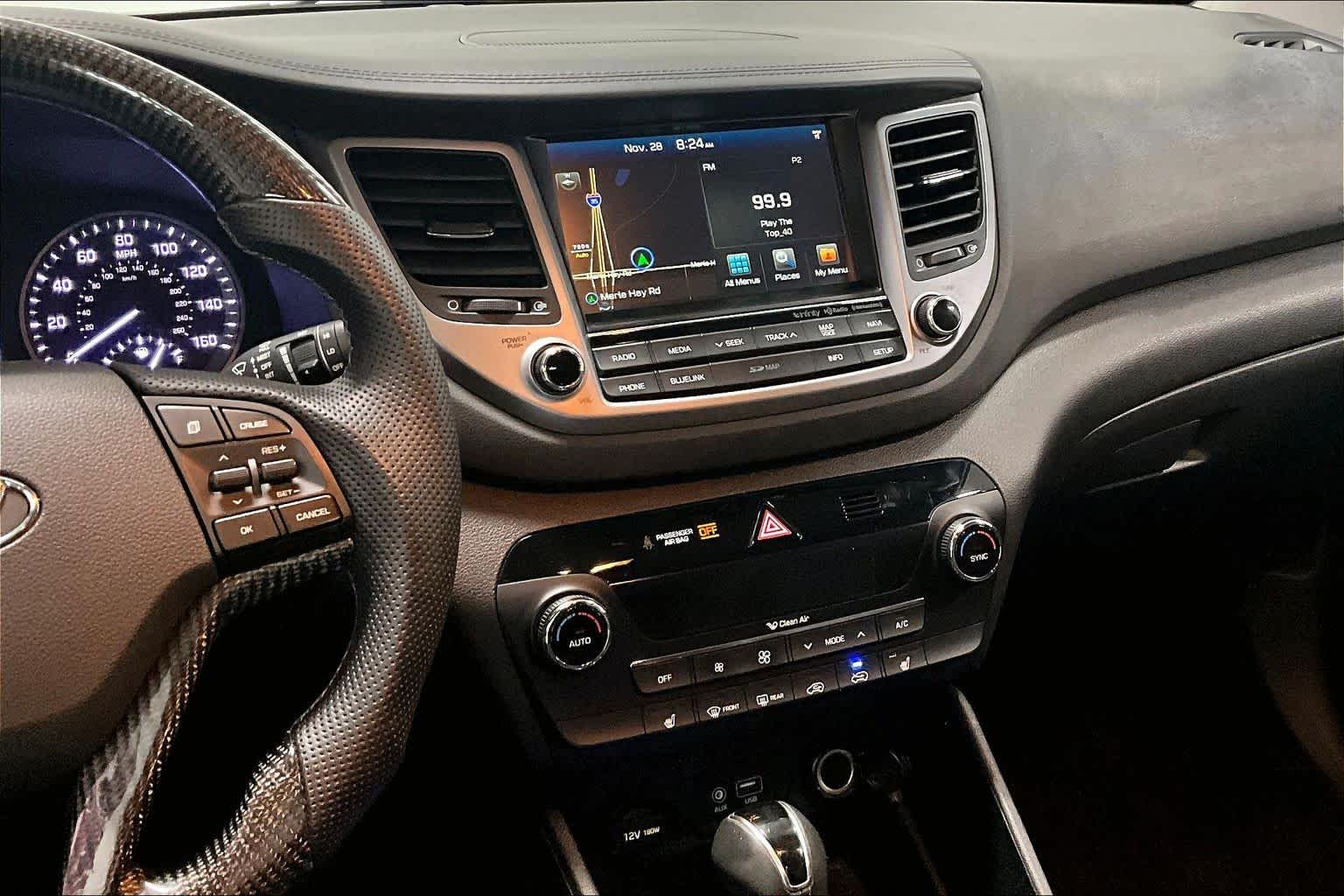 Thumbnail: 2017 Hyundai Tucson - 14