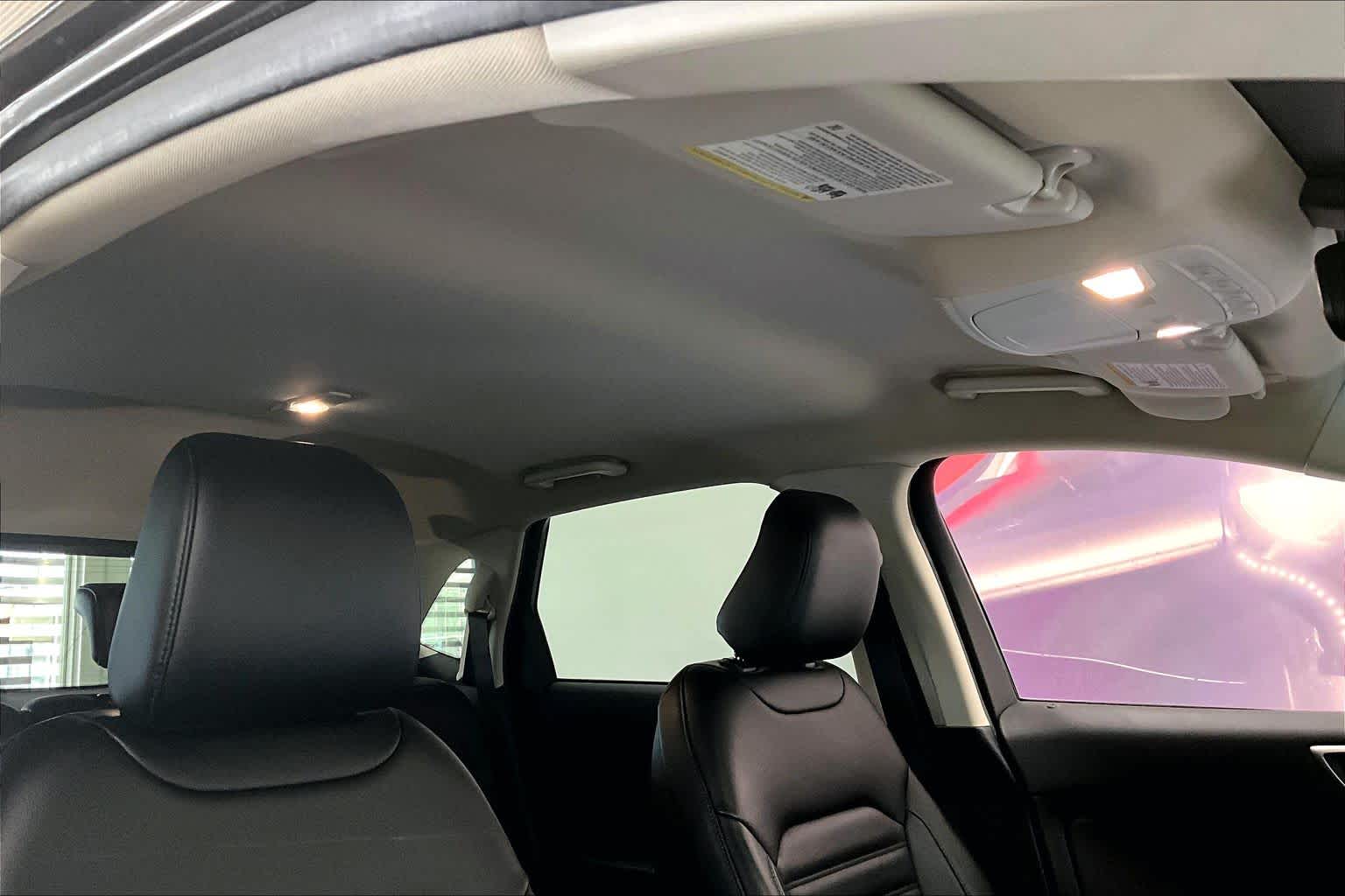 Thumbnail: 2020 Ford Edge - 28