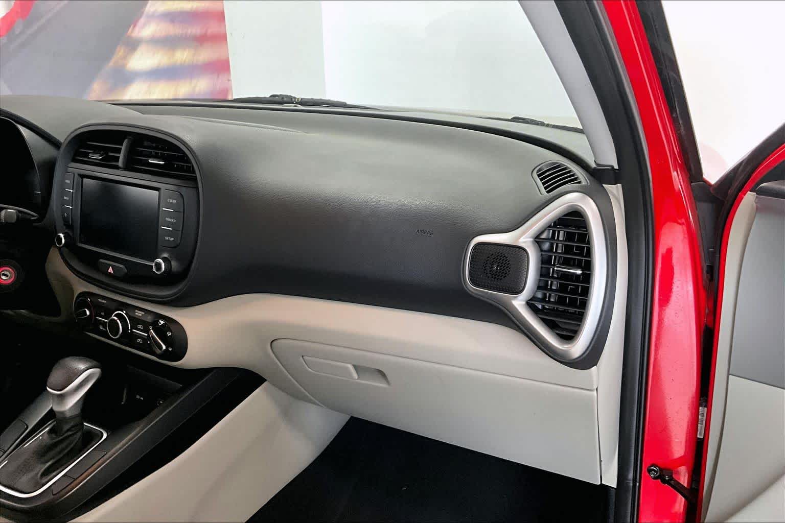 Thumbnail: 2023 Kia Soul - 20