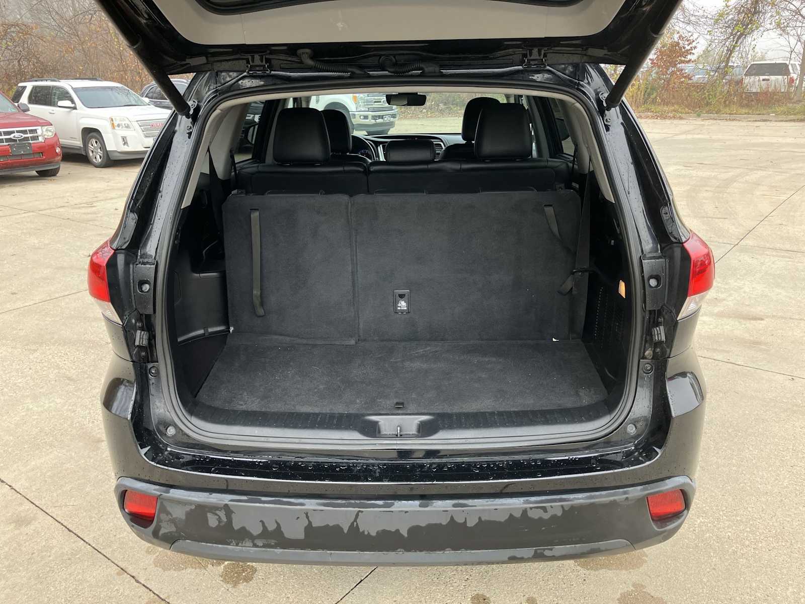 Thumbnail: 2018 Toyota Highlander - 24