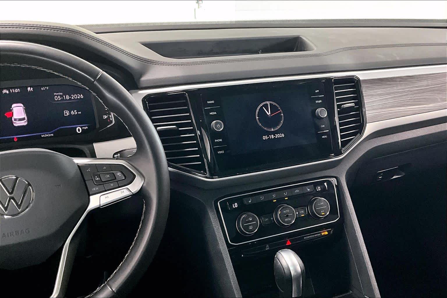Thumbnail: 2023 Volkswagen Atlas - 13