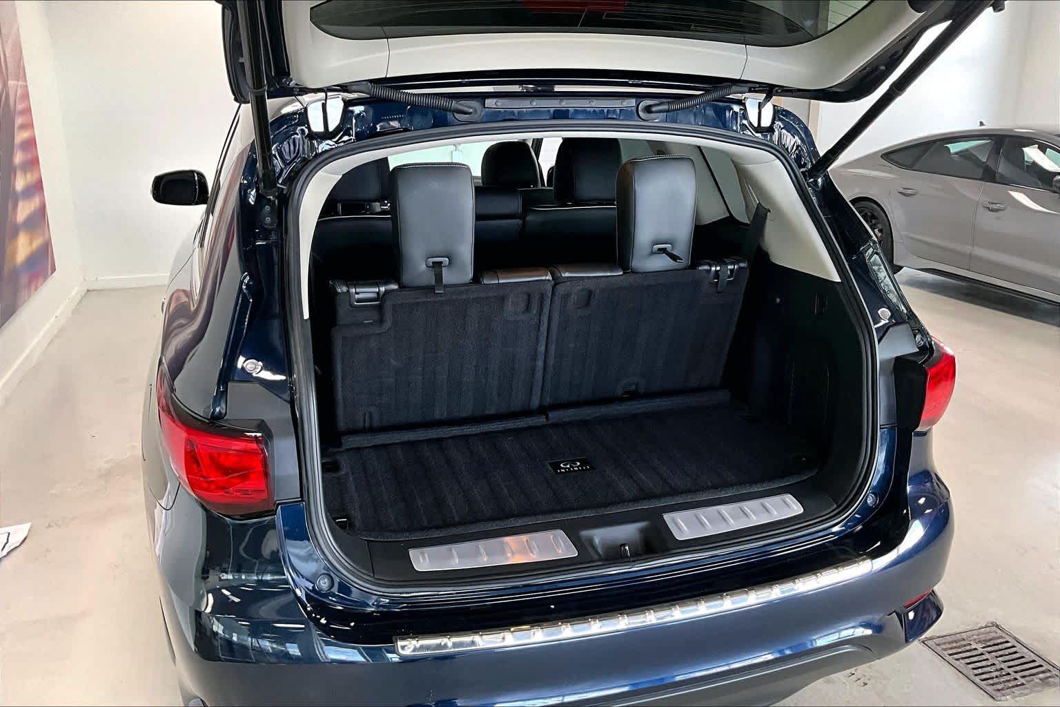 Thumbnail: 2019 INFINITI QX60 - 17