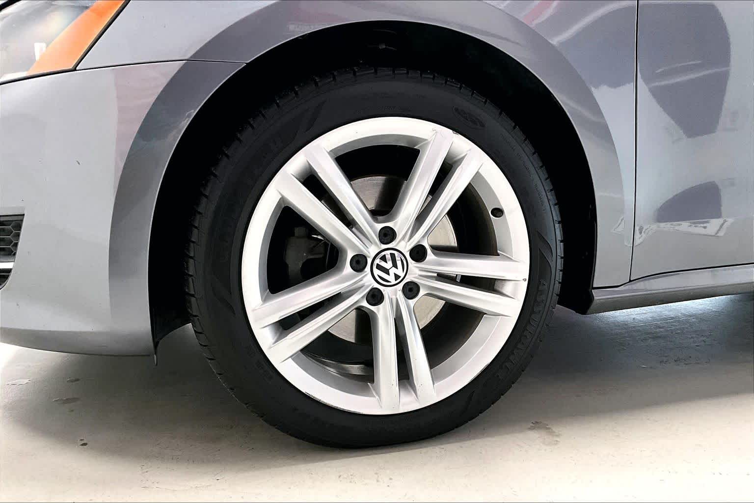 Thumbnail: 2014 Volkswagen Passat - 7