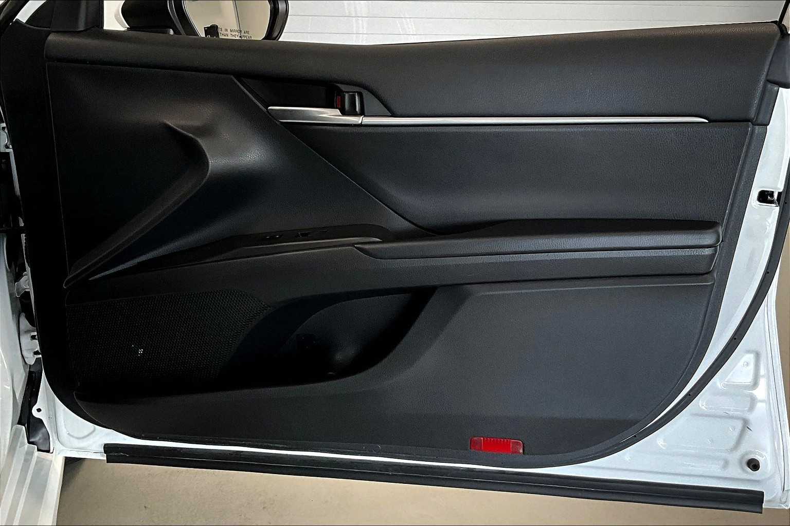 Thumbnail: 2023 Toyota Camry - 25