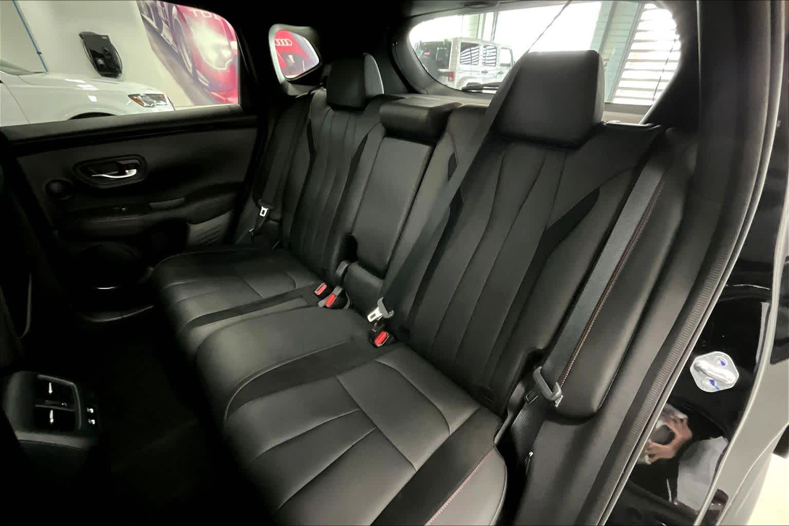 Thumbnail: 2025 Acura ADX - 27