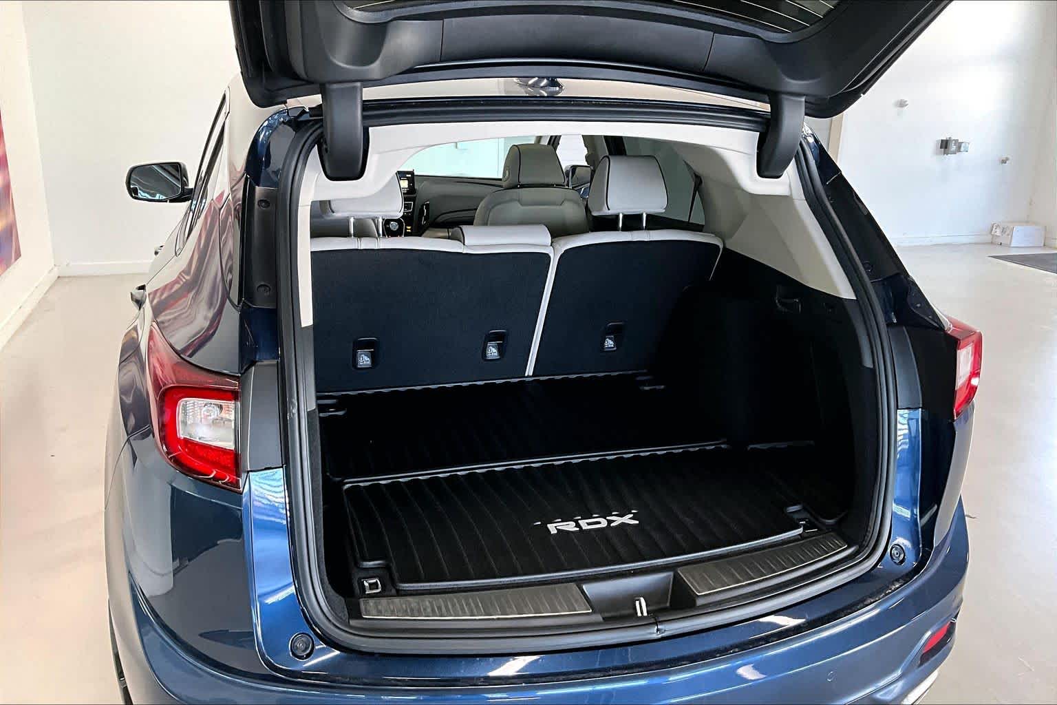 Thumbnail: 2026 Acura RDX - 19