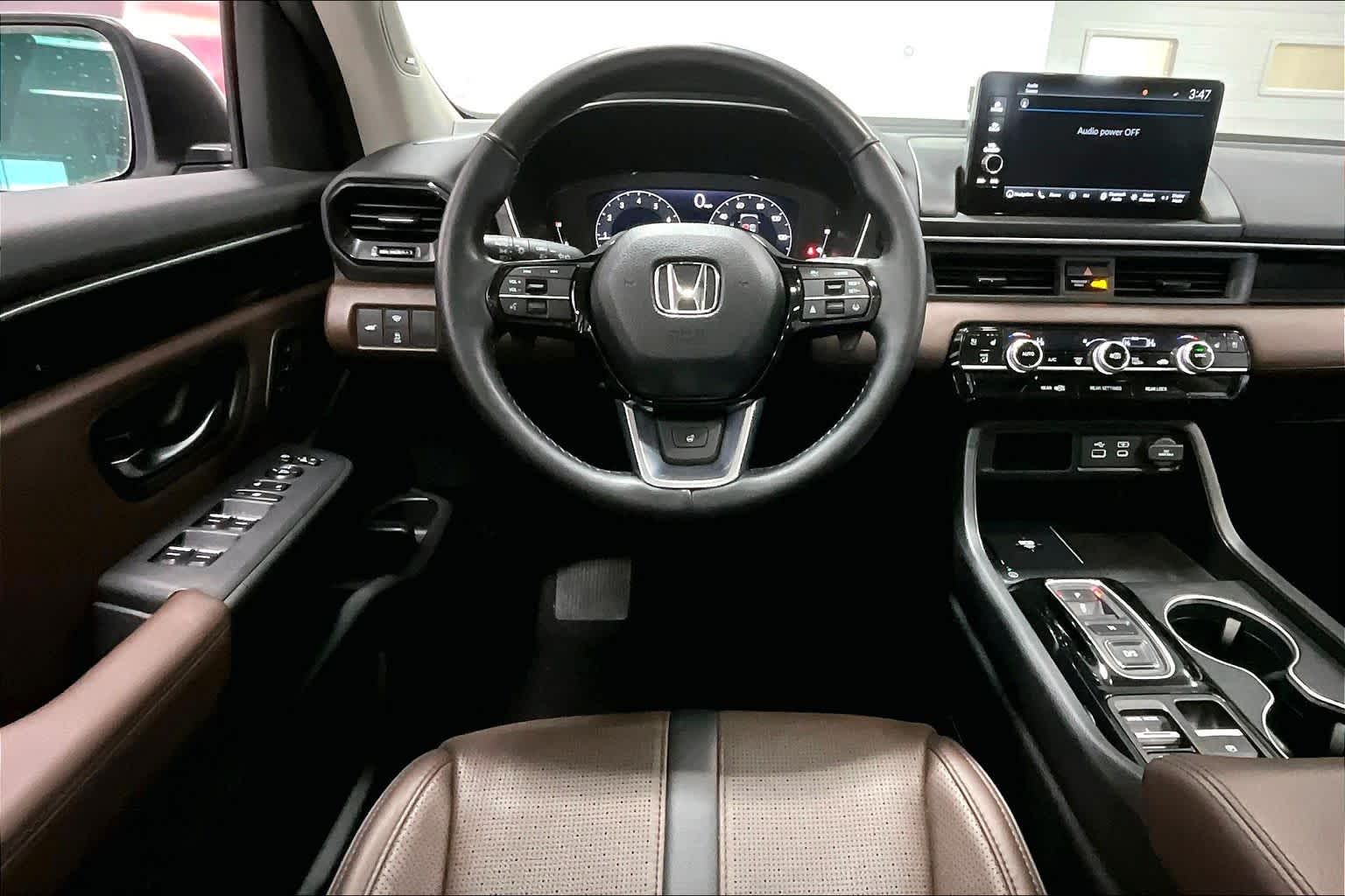 Thumbnail: 2023 Honda Pilot - 13