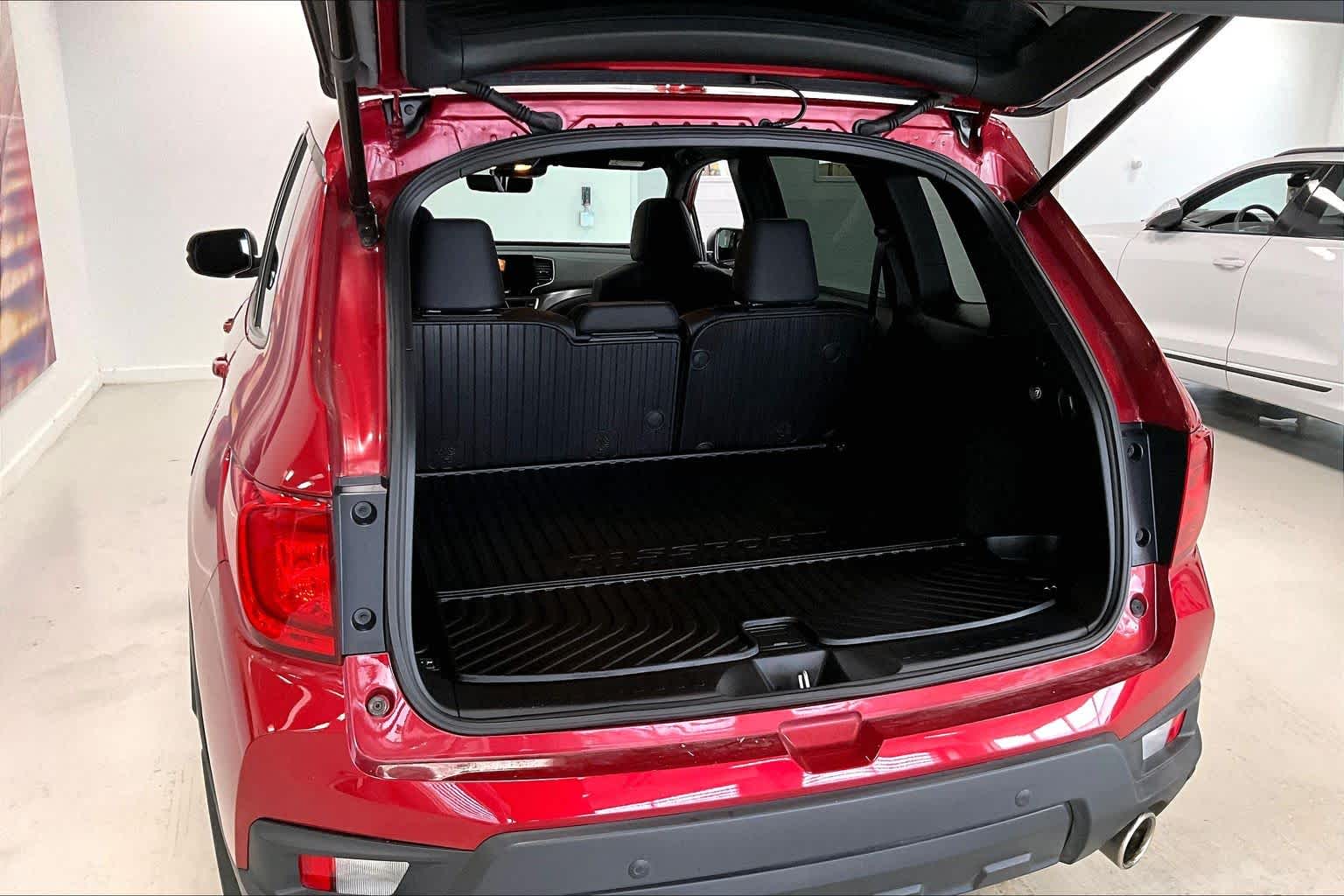 Thumbnail: 2023 Honda Passport - 16