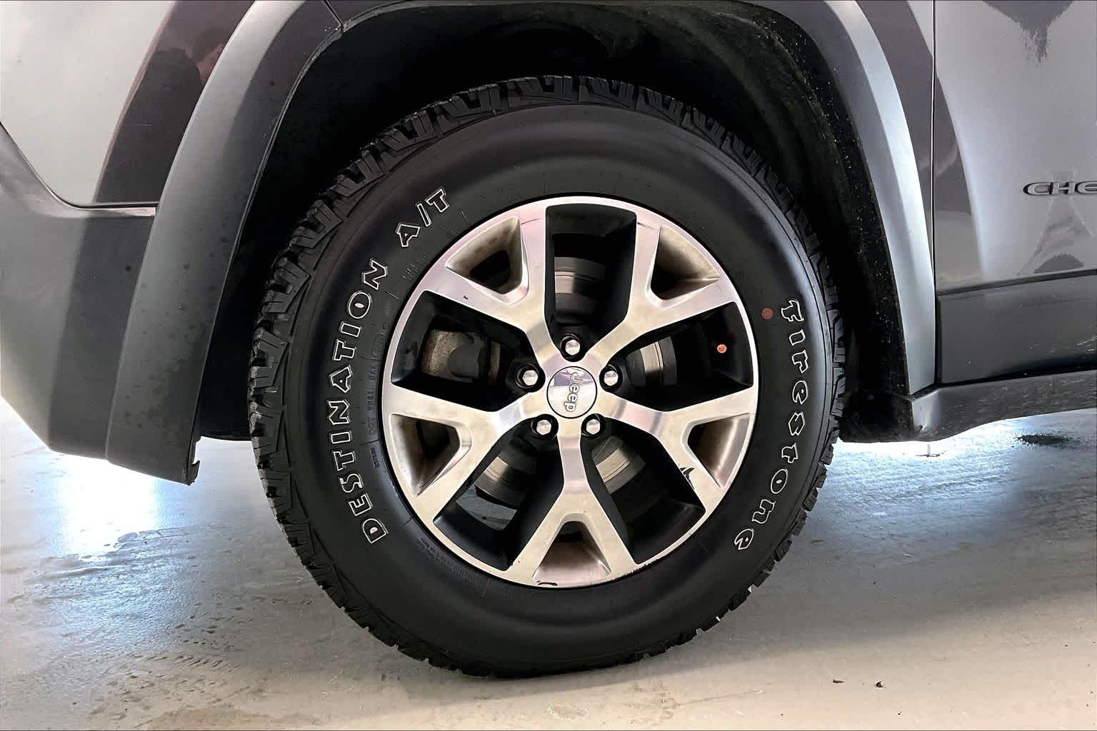 Thumbnail: 2014 Jeep Cherokee - 8