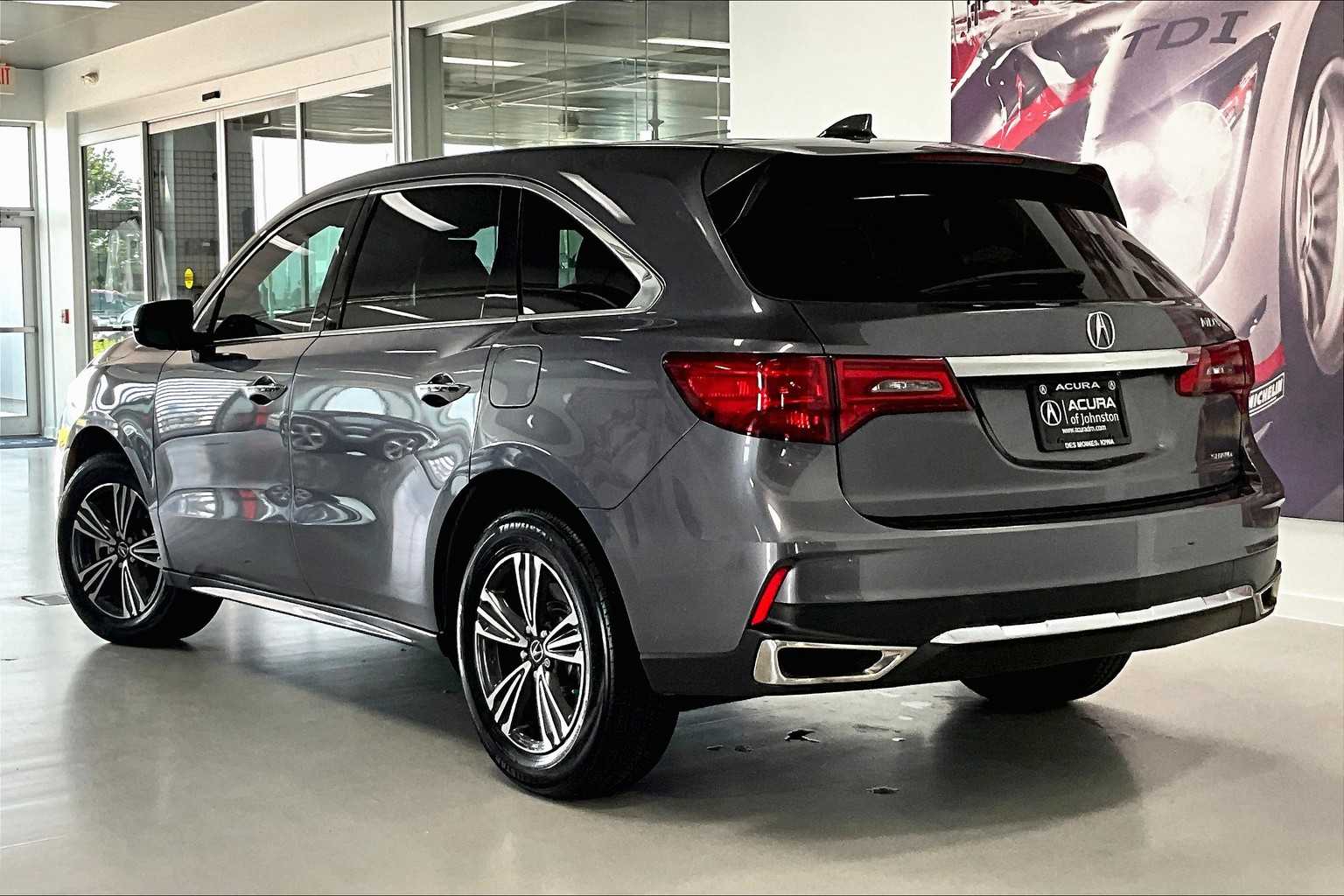 2018 Acura MDX SH-AWD photo 3