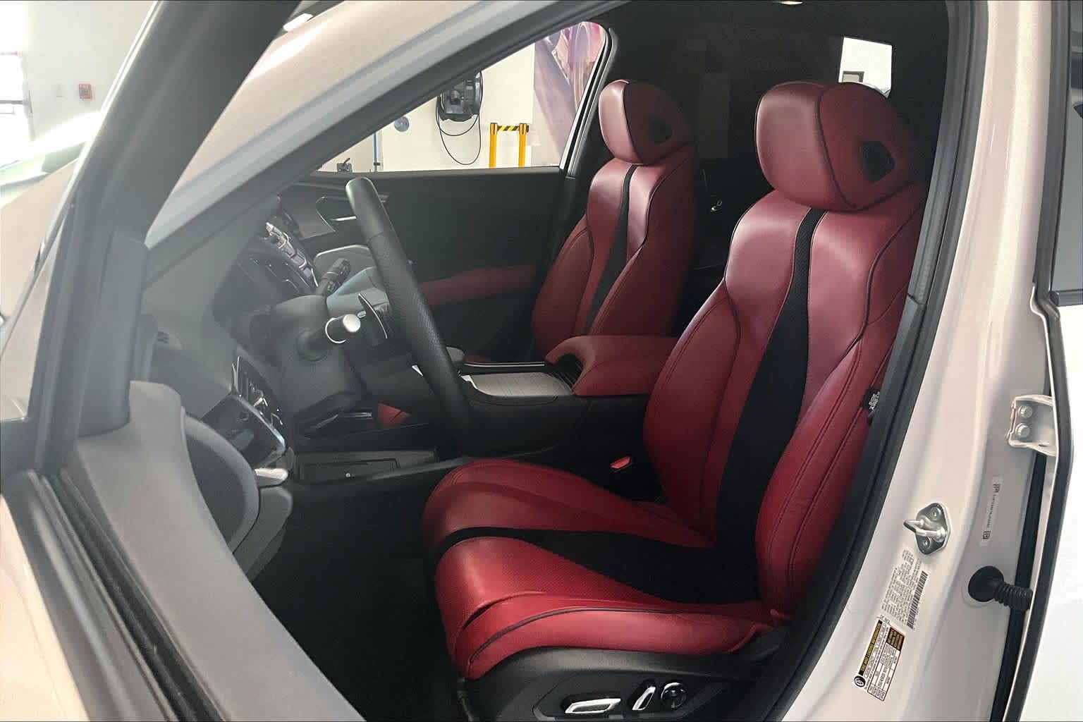 Thumbnail: 2024 Acura RDX - 10