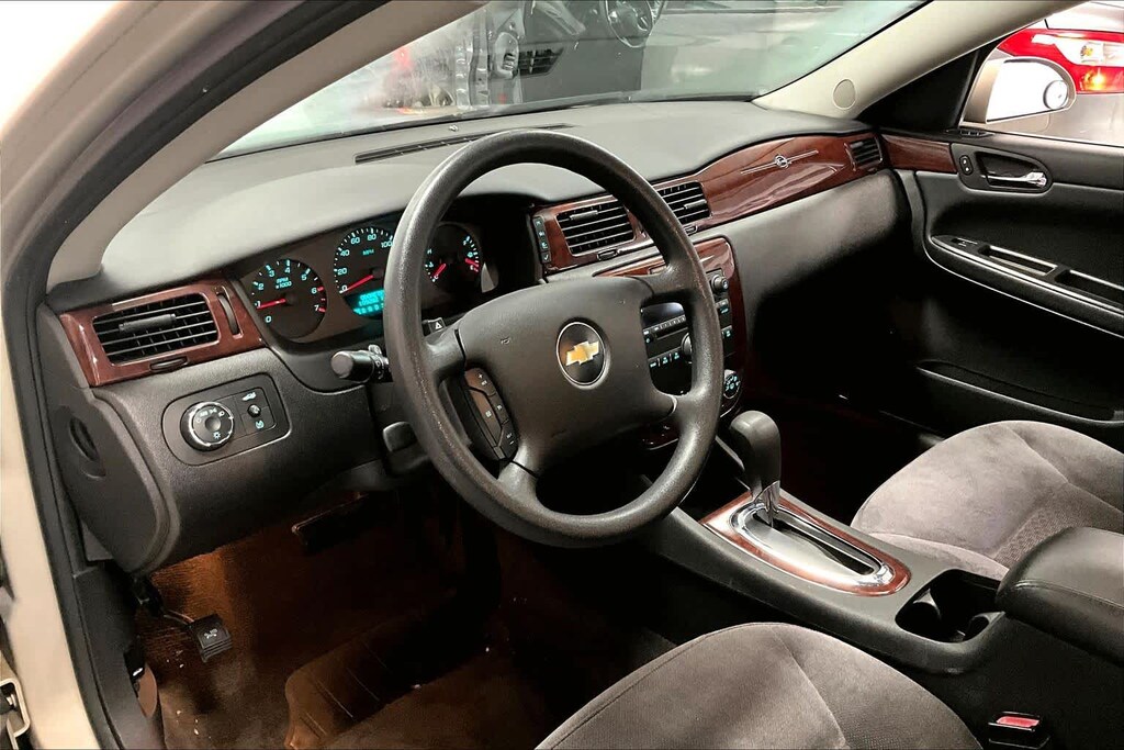 Used 2009 Chevrolet Impala LS Sedan