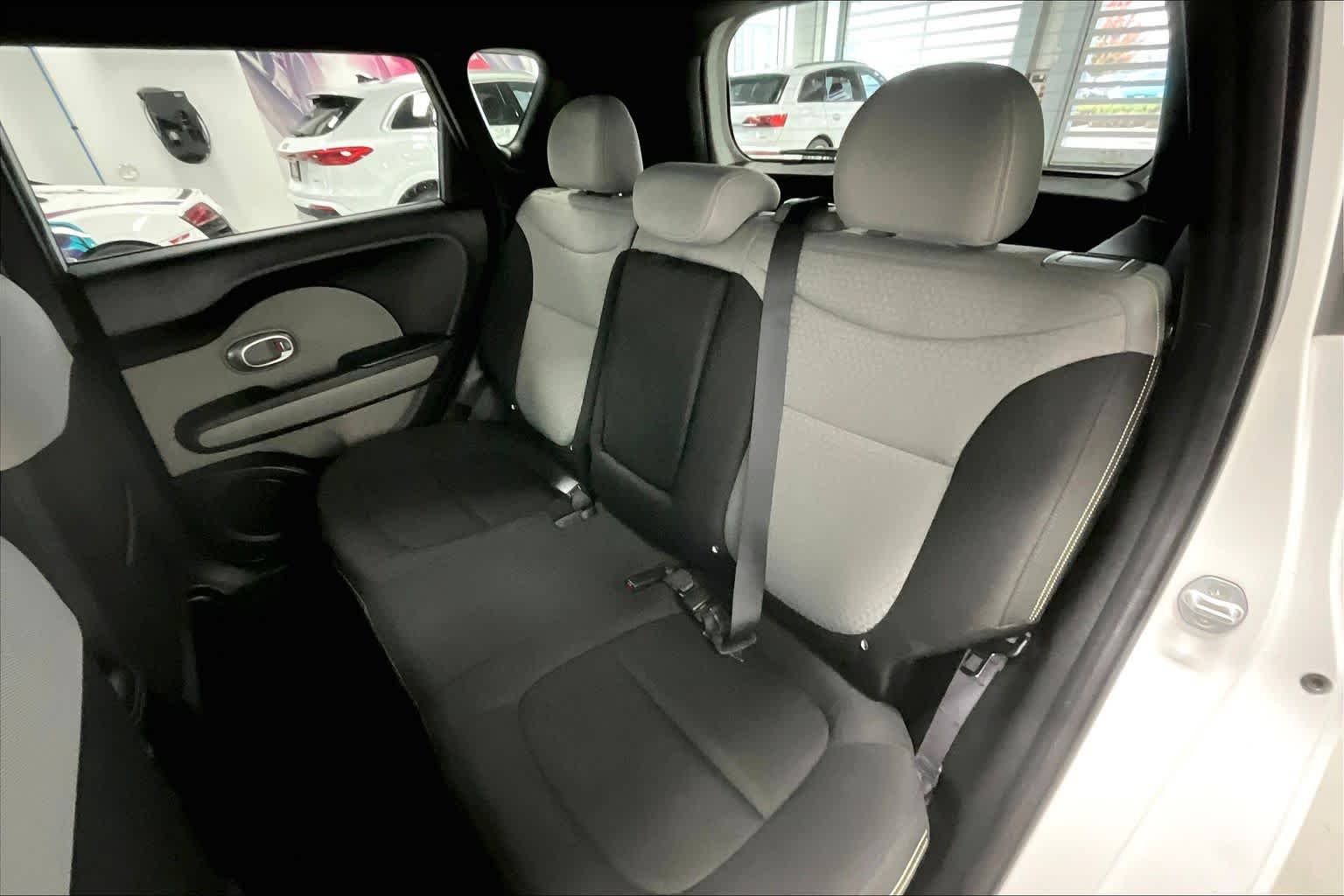 Thumbnail: 2014 Kia Soul - 27