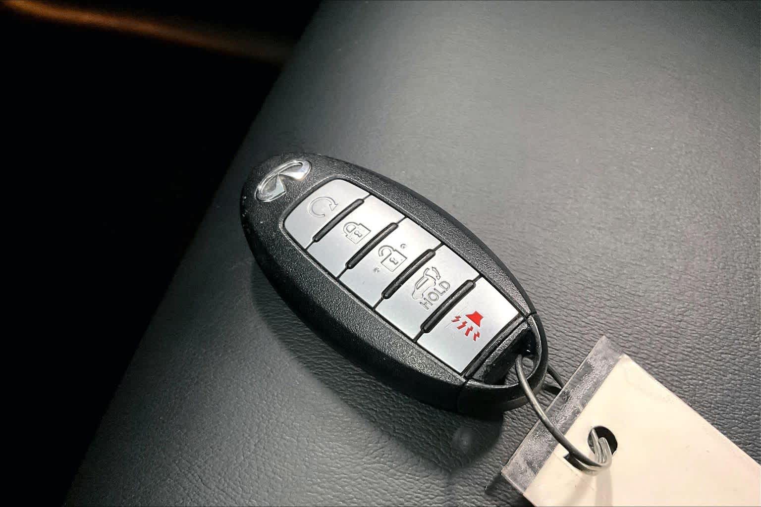 Thumbnail: 2019 INFINITI QX60 - 18