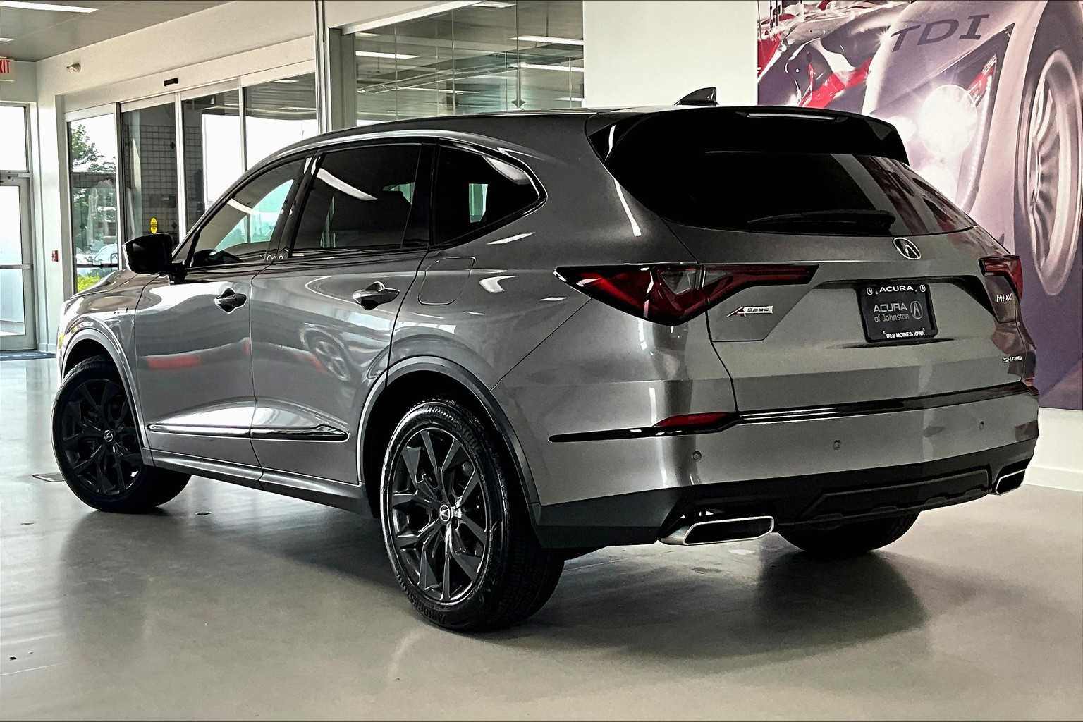 Thumbnail: 2023 Acura MDX - 4